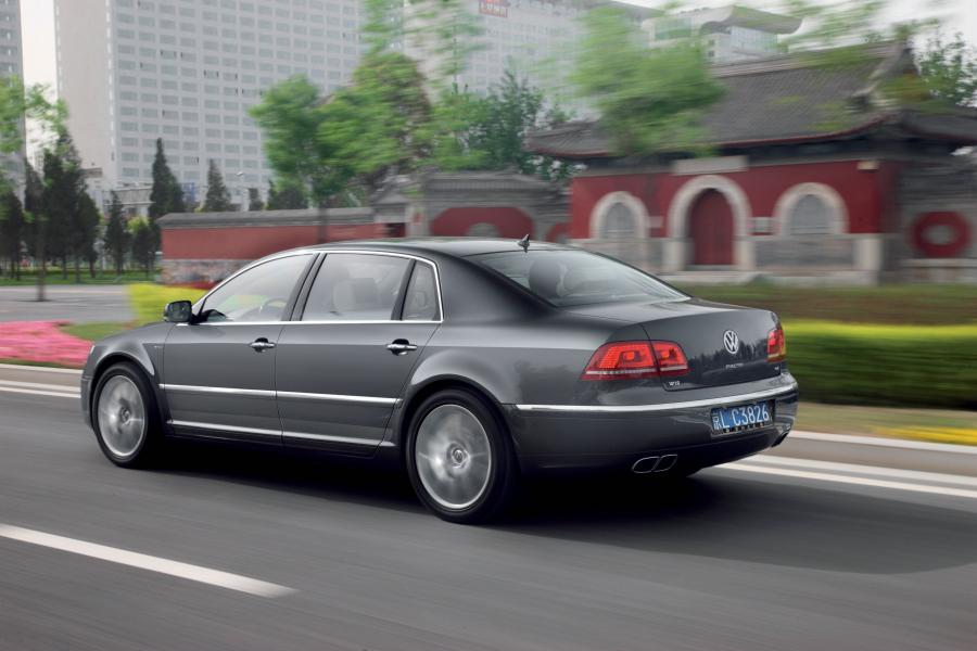 Volkswagen Phaeton 2010 года  (фото 13 из 49)